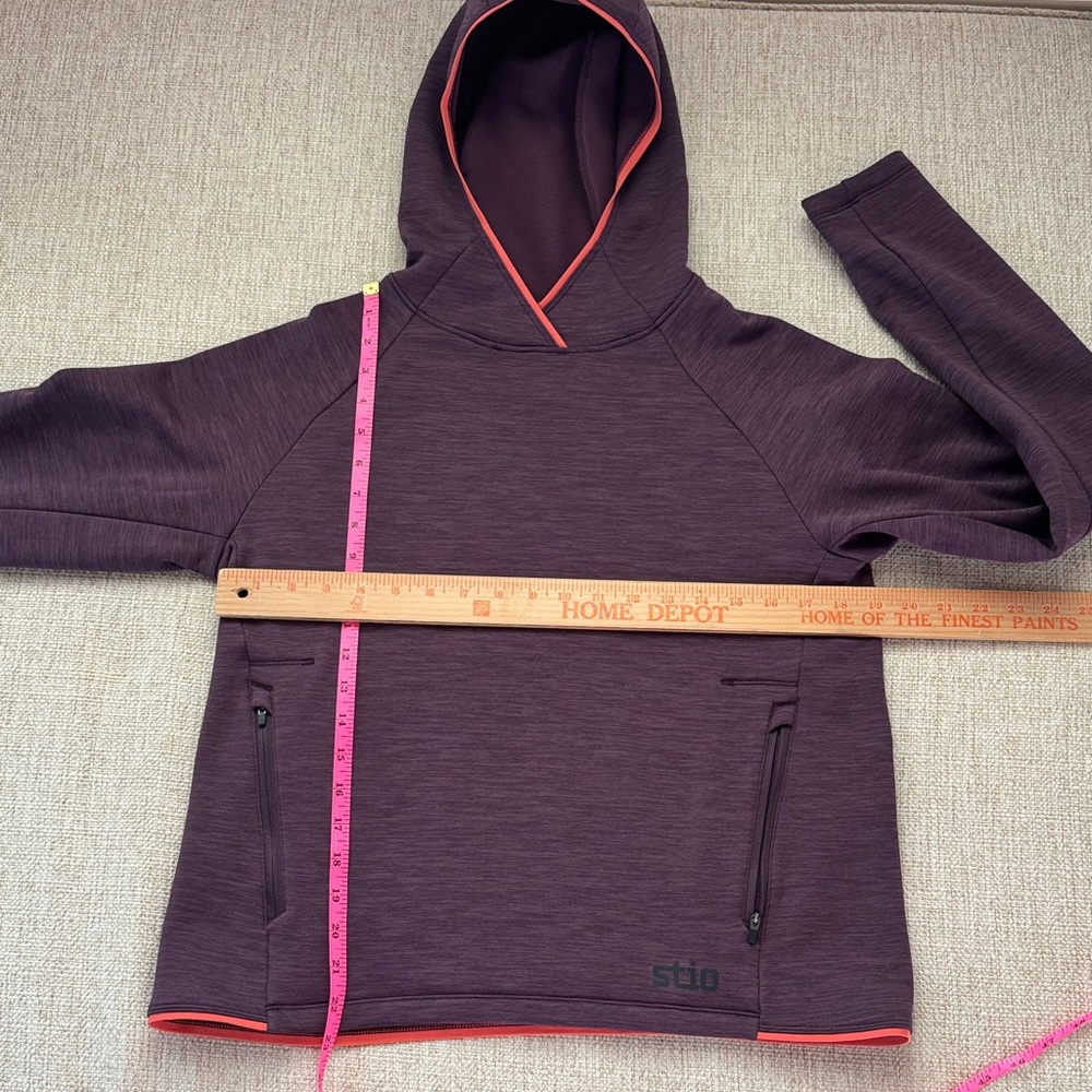Stio Women's Power Glide Stretch
Hoodie NWT Size Medium Huckleberry - Picture 8 of 14